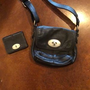 Fossil cross body with wallet black leather